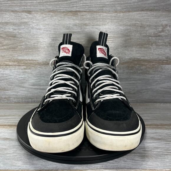 Vans Men's Sk8-Hi MTE-2 Black Suede High Top Sneaker Skater Shoes Size 11 - Picture 2 of 9